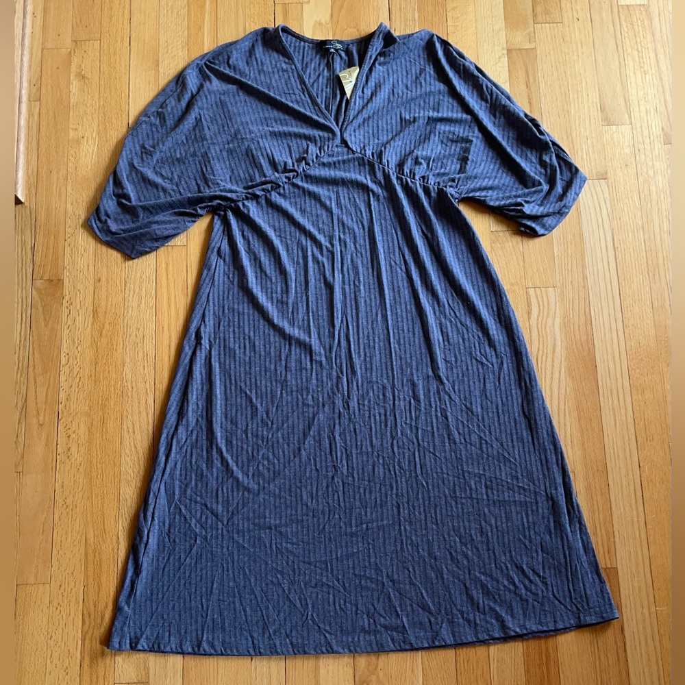 Suzanne Betro signature NWT Dolman sleeve v-neck 1X midi dress